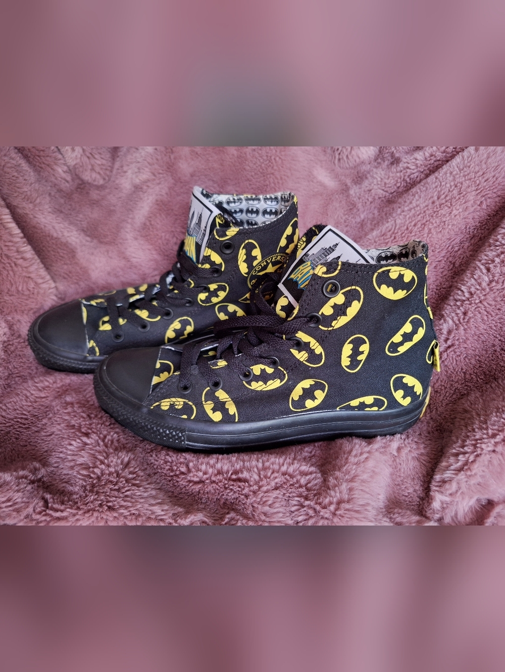 DC Comics Batman Pattern Converse Sneakers in Black and Yellow
